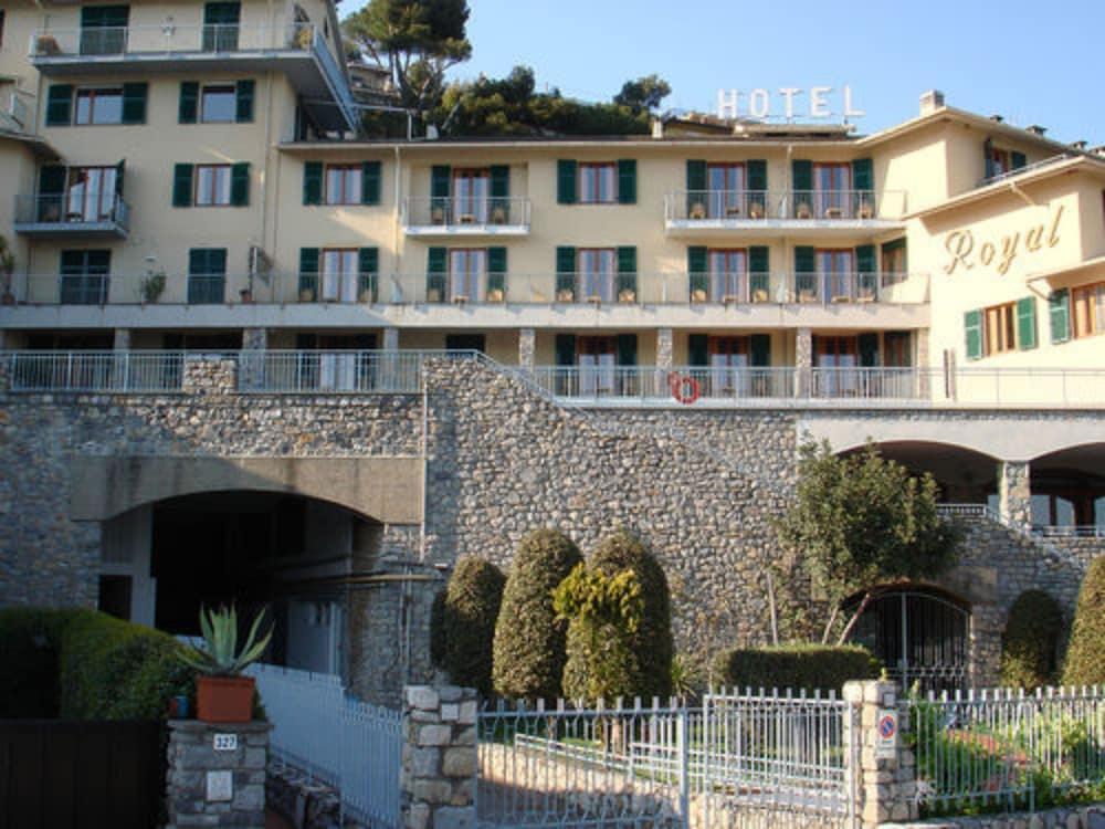 פורטו ונרה Royal Sporting Hotel מראה חיצוני תמונה